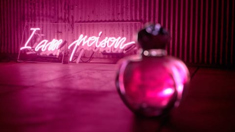 Poison Girl, da Dior, em video sexy
